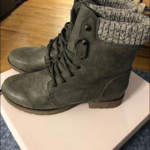 Just Fab grey boots